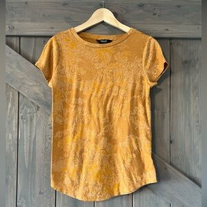Simply Vera Short Sleeve Tee | Mustard | XS